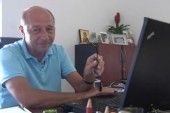 Traian Basescu specialist in social media? Traian Basescu specialist in social media?